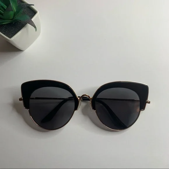 Gold/Black Cat Eye Sunglasses - Picture 5 of 11